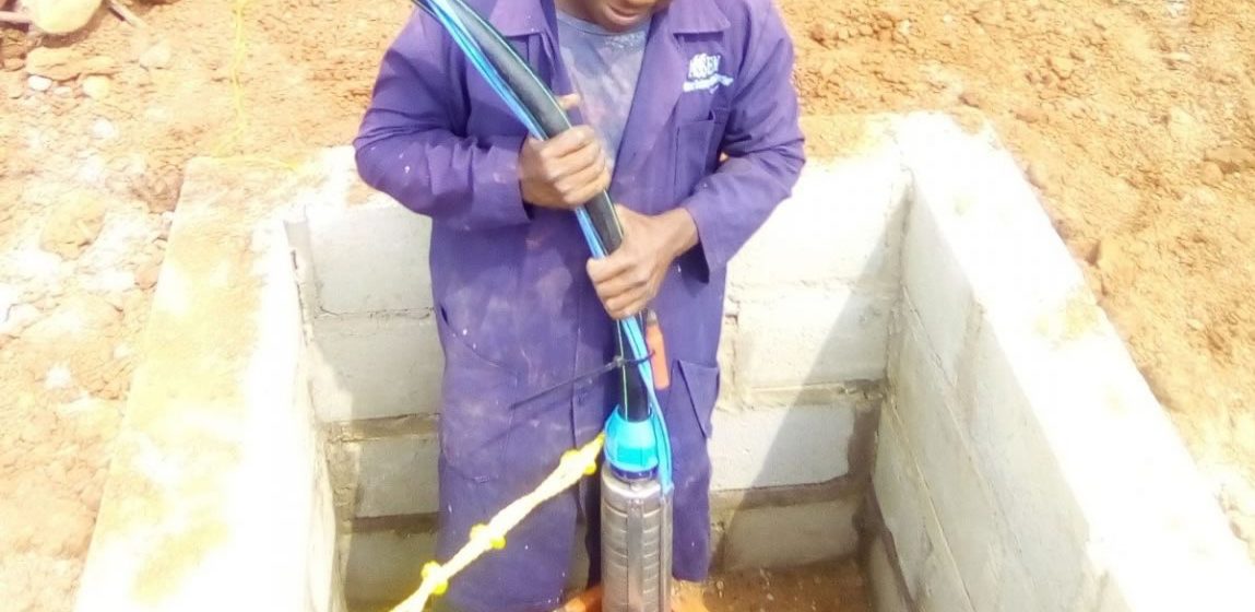 Electrical pump installation